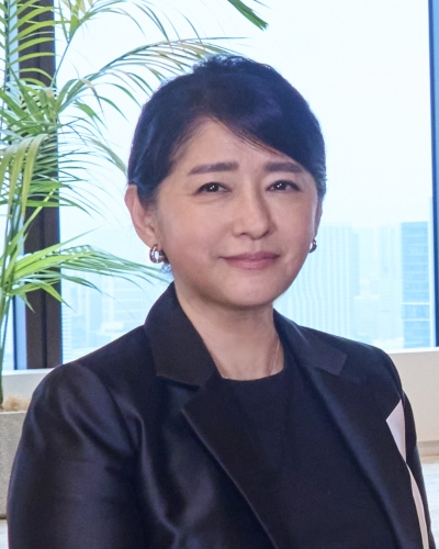 小谷 真生子 氏