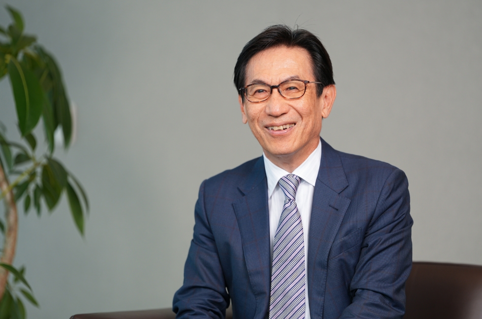 程 近智