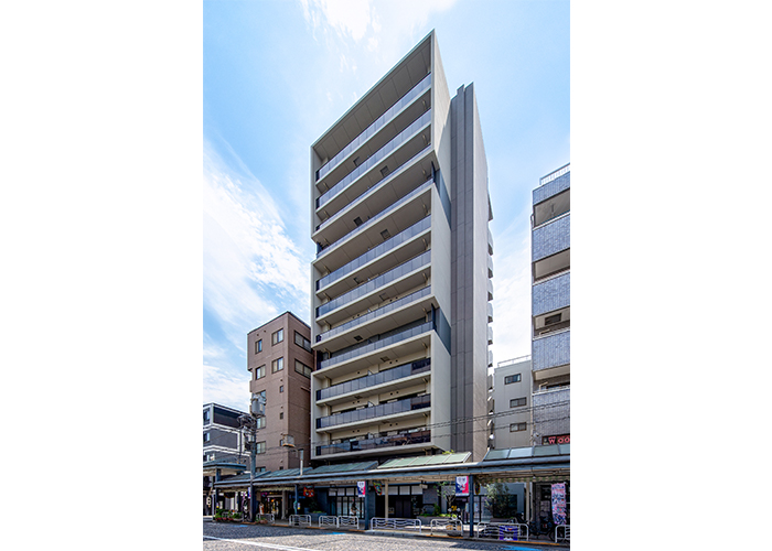 Exterior view of Lions Forsia Kiyosumi Shirakawa