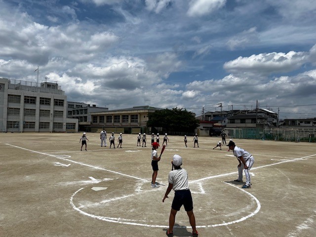 A tee-ball class