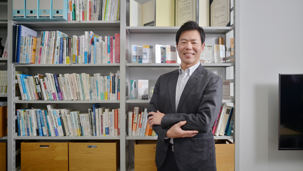 女性管理職を増やすことが人材戦略の要に。採用難を突破し、人が定着する組織をつくる新常識